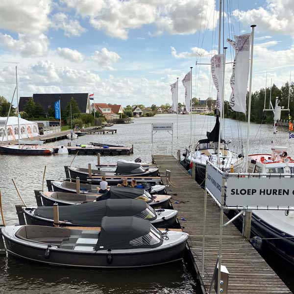 sloep-huren-met-korting-bij-lodges-grou-IMG_0962